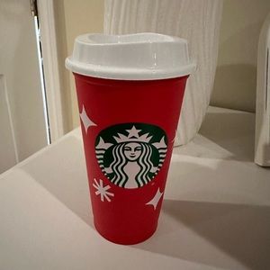 Starbucks Holiday 16 FL OZ reusable cup and lid